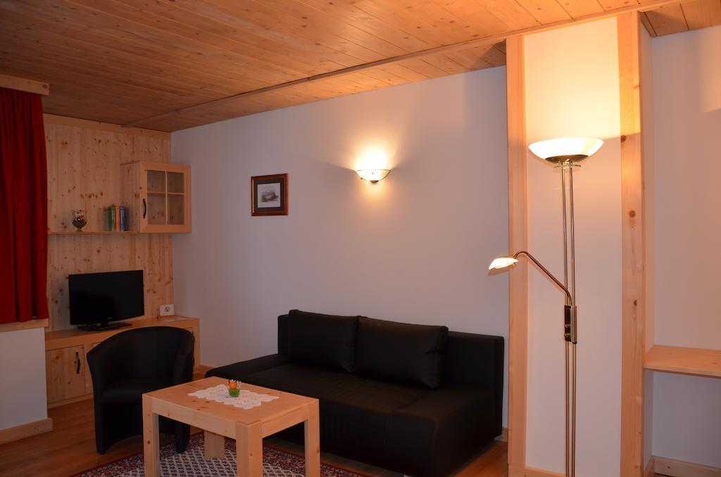 Pension Zum Schreiner Hermagor-Pressegger See Extérieur photo